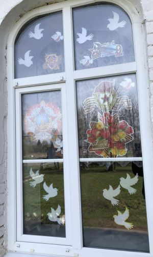МКОУ Рождественская ОШ присоединилась к акции 'Окна Победы'.